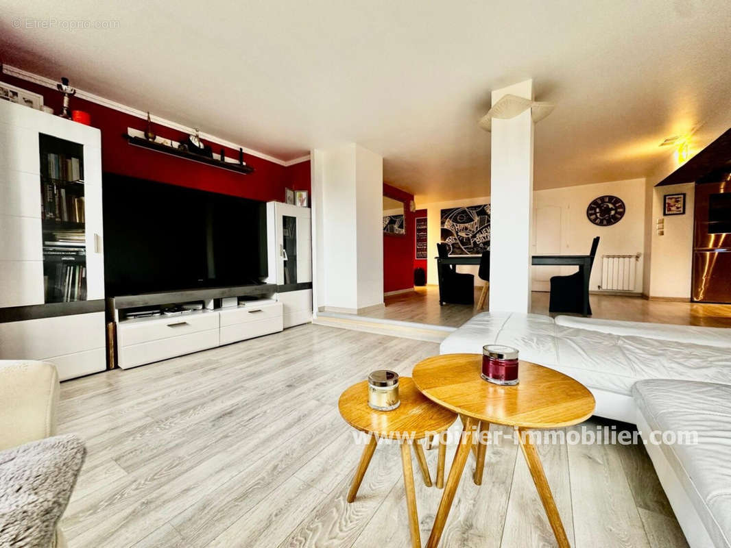 Appartement à EVIAN-LES-BAINS