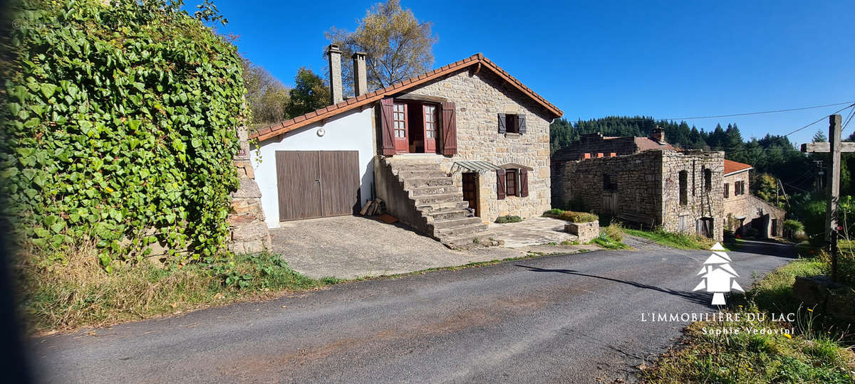 Maison à SAINT-AGREVE