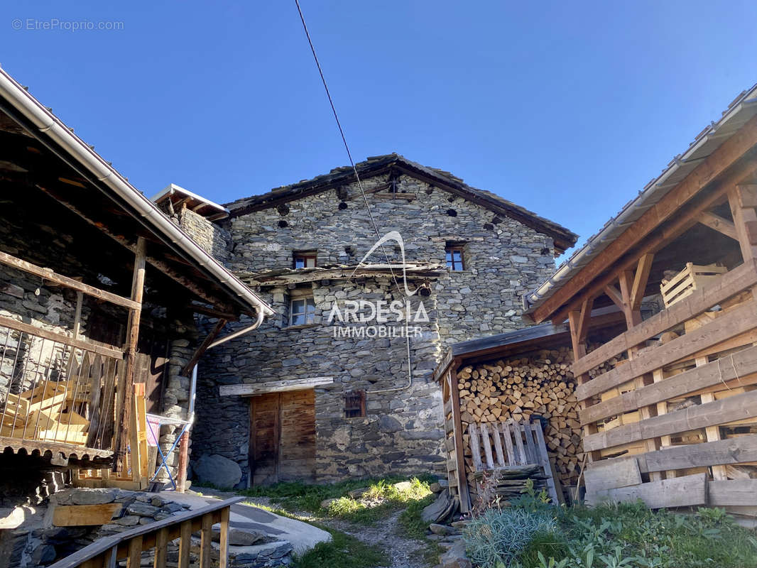 Maison à SAINT-MICHEL-DE-MAURIENNE