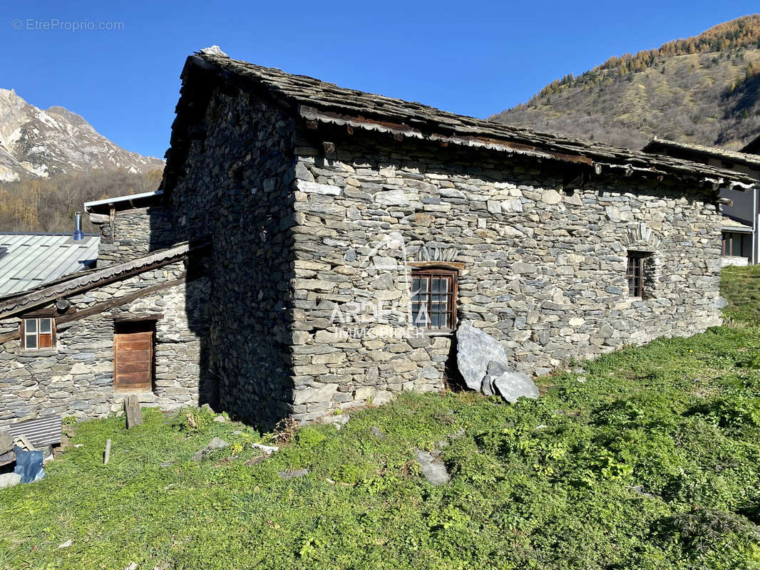 Maison à SAINT-MICHEL-DE-MAURIENNE