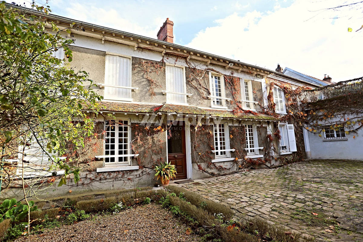 Maison à VOULANGIS