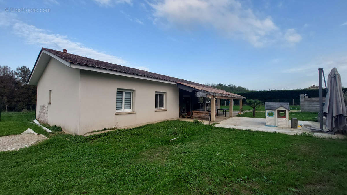 Maison à MOURENS