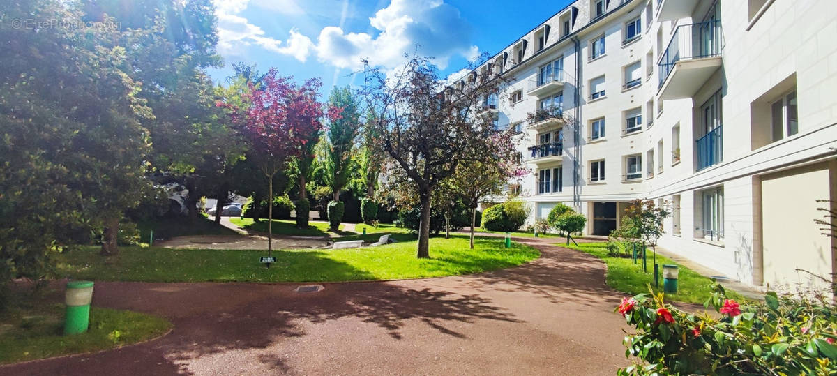 Appartement à VERSAILLES