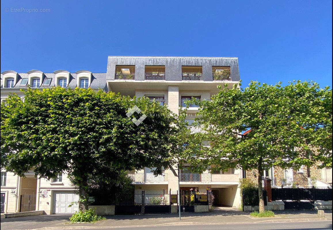 Appartement à LE RAINCY