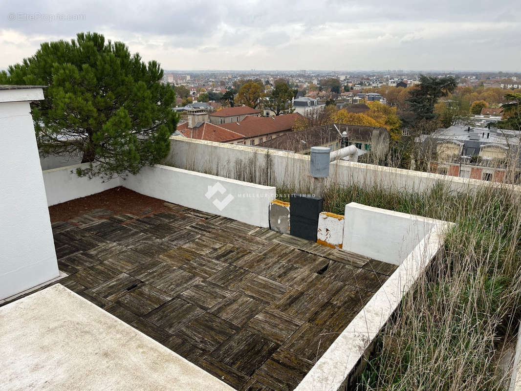 Appartement à LE RAINCY