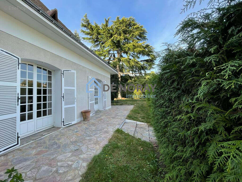 Maison à LOCHES