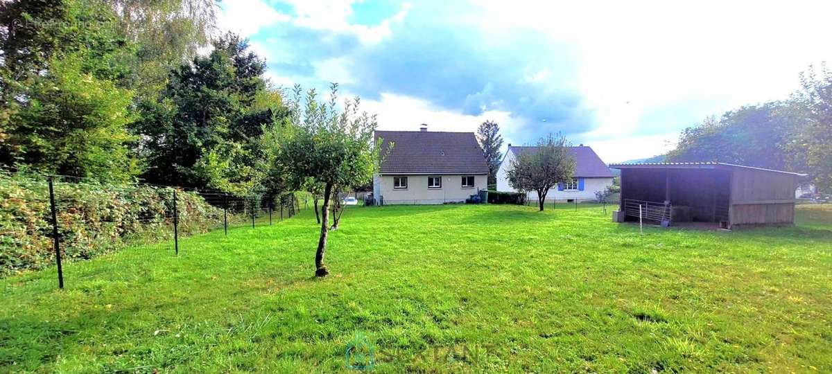 Maison à VAILLY-SUR-AISNE