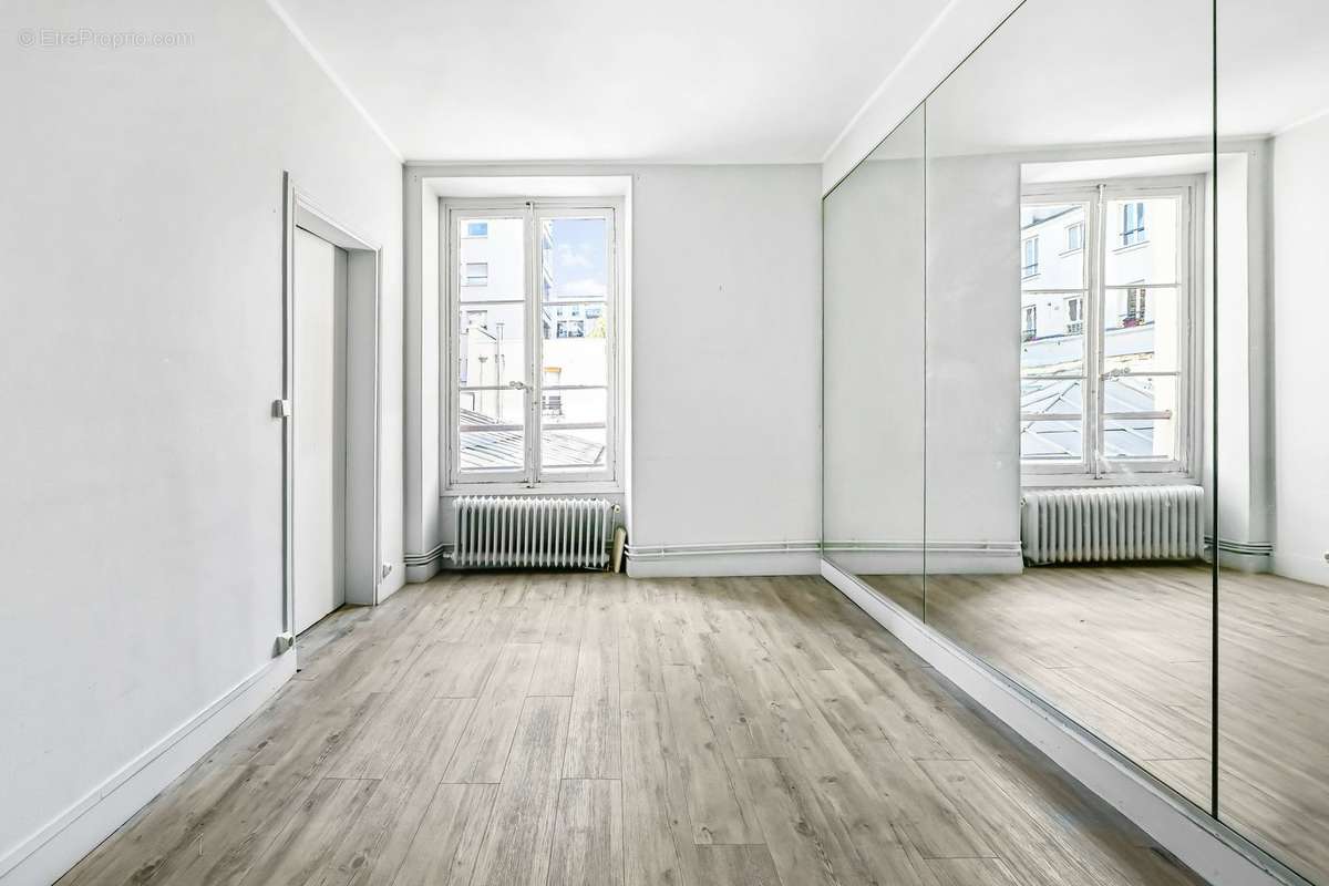 Appartement à PARIS-5E