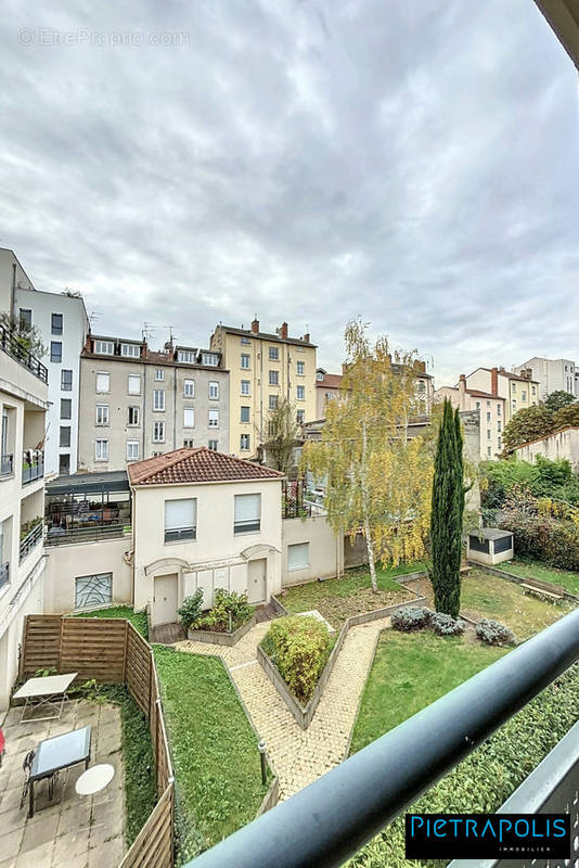 Appartement à LYON-8E