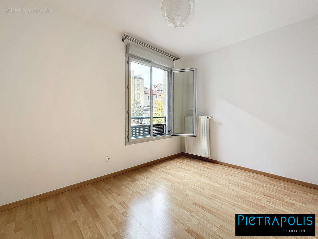 Appartement à LYON-8E