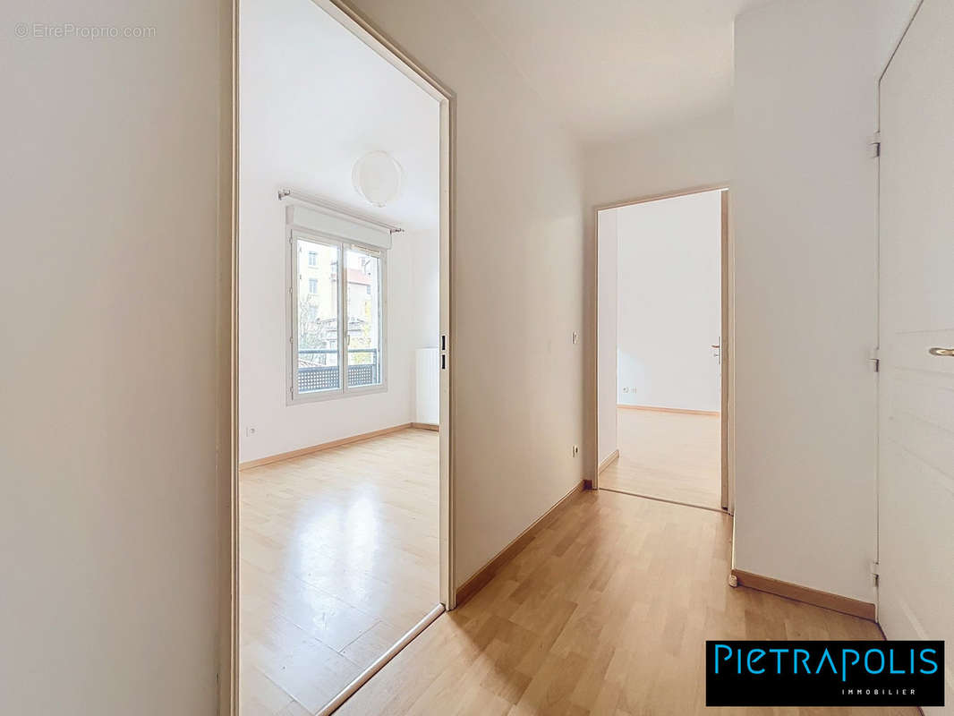 Appartement à LYON-8E