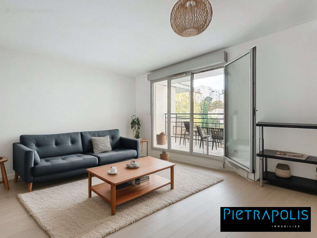 Appartement à LYON-8E