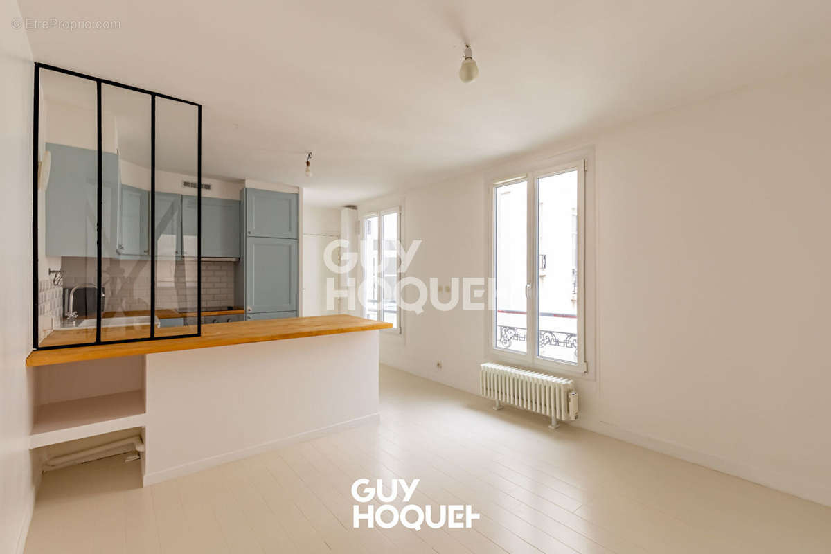 Appartement à PARIS-10E