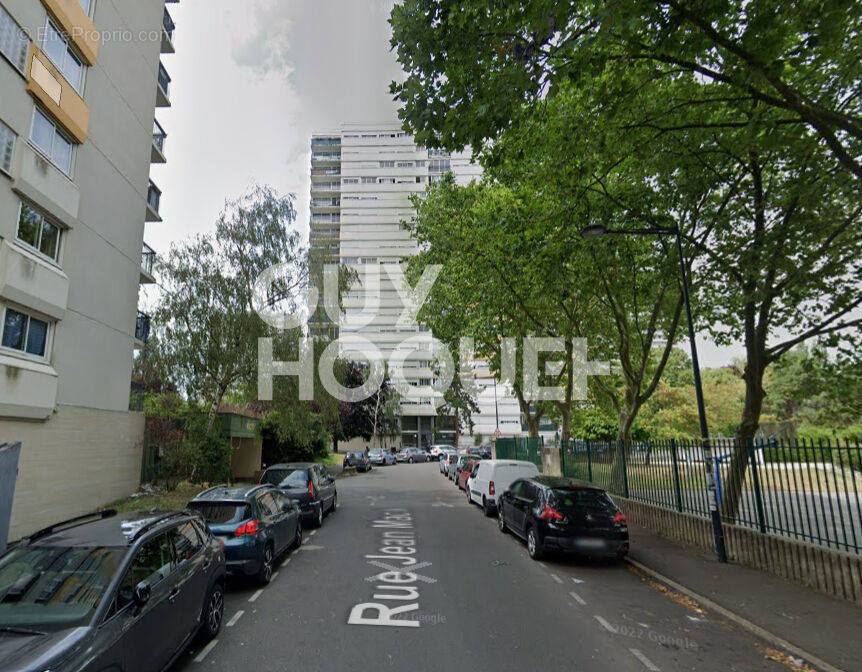 Parking à FONTENAY-SOUS-BOIS