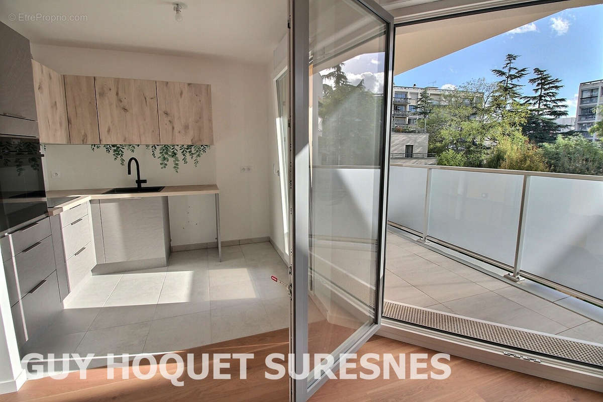 Appartement à SURESNES