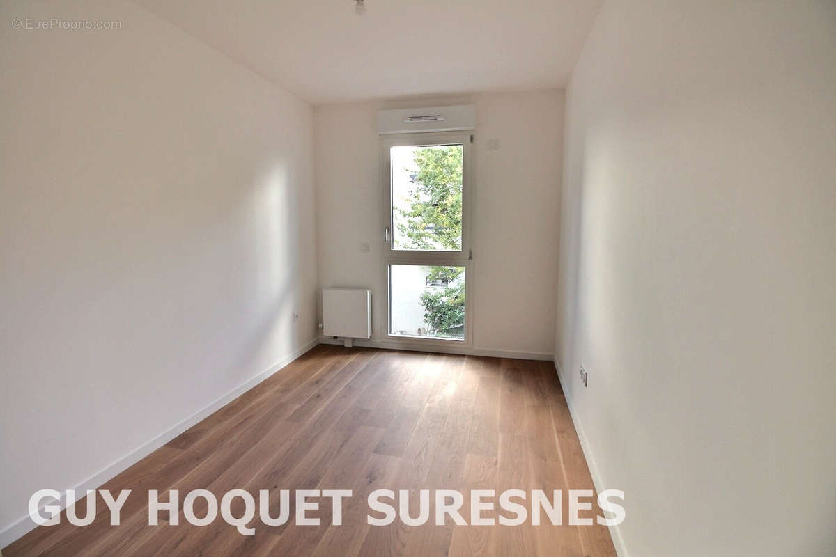 Appartement à SURESNES