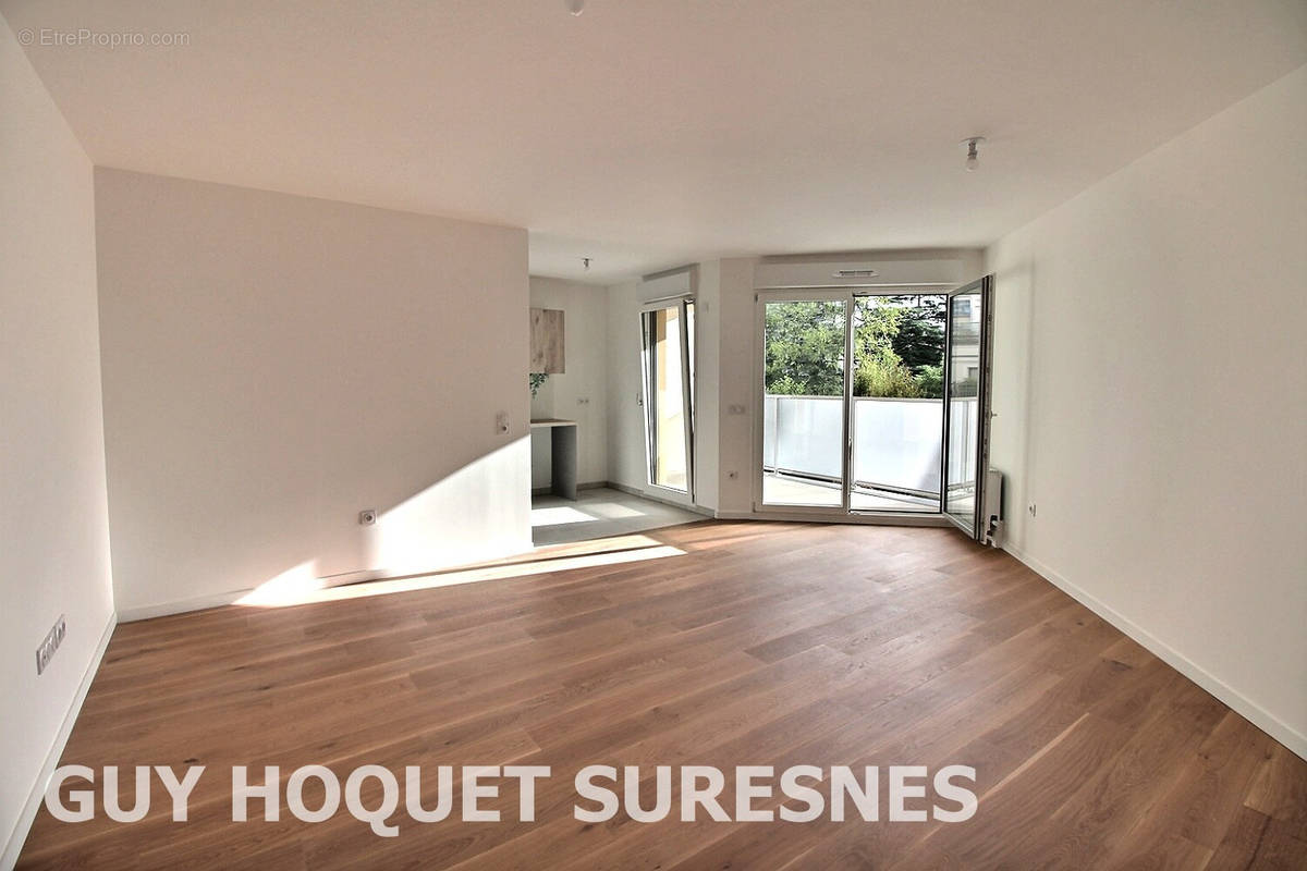 Appartement à SURESNES