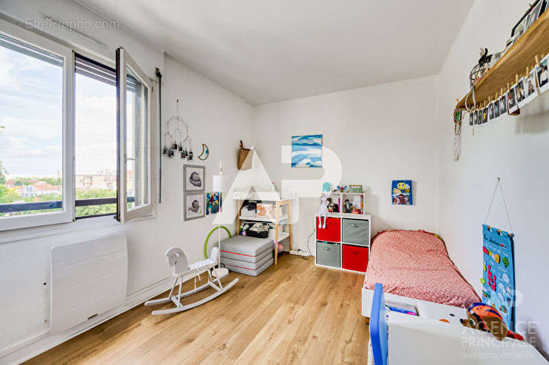 Appartement à RUEIL-MALMAISON