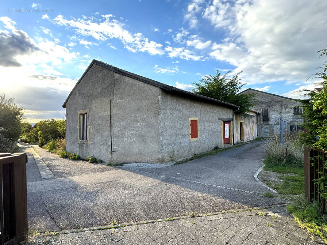 Maison à CHARLY-ORADOUR