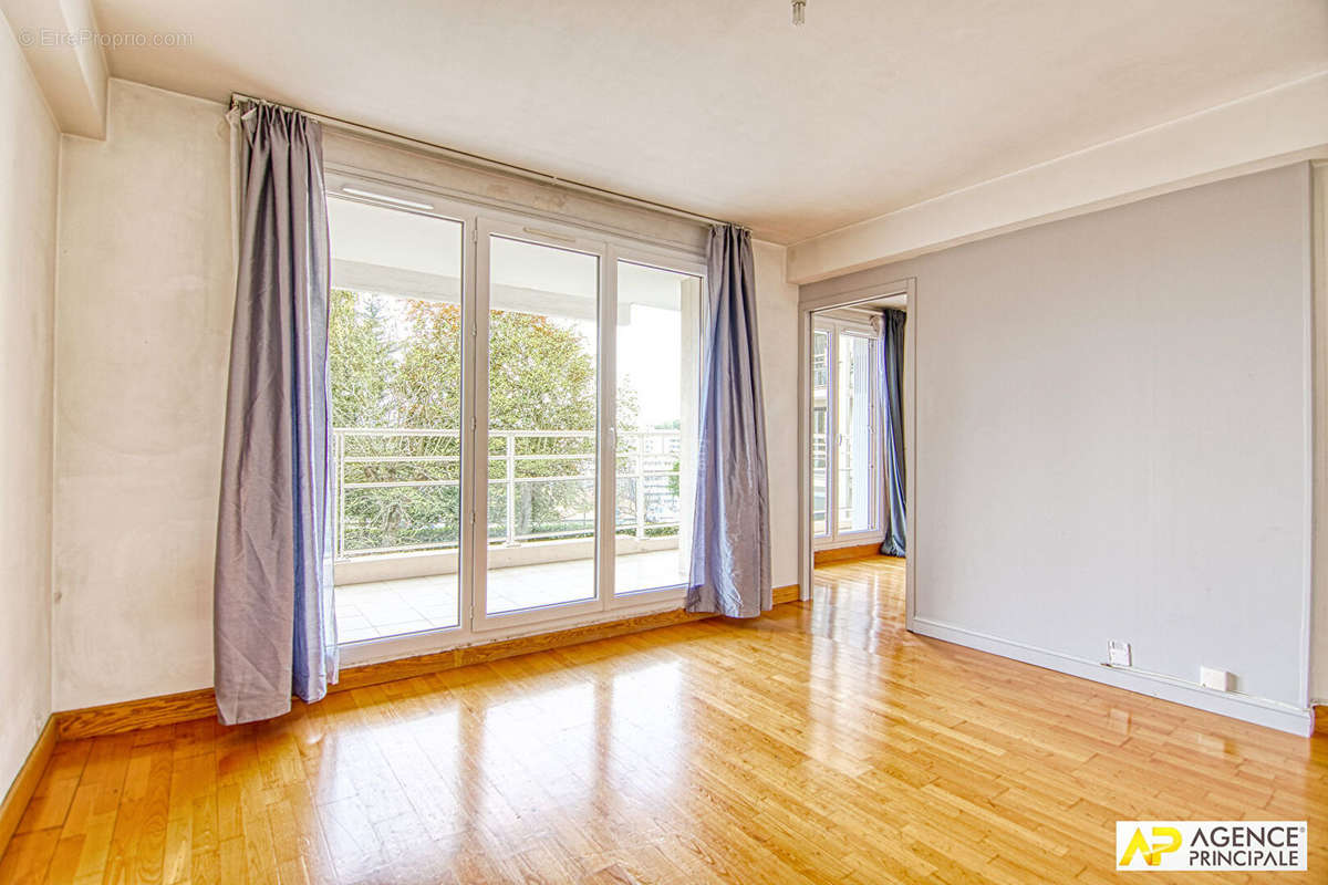 Appartement à SAINT-GERMAIN-EN-LAYE