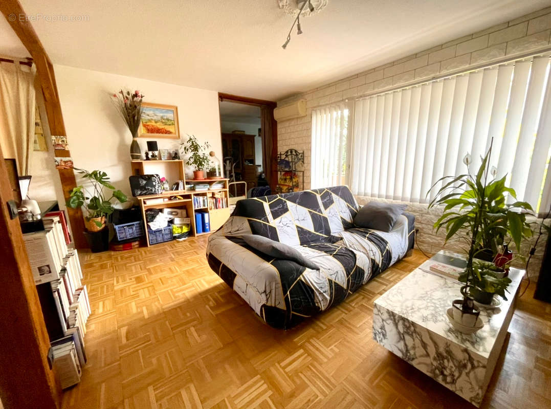 Appartement à LYON-8E