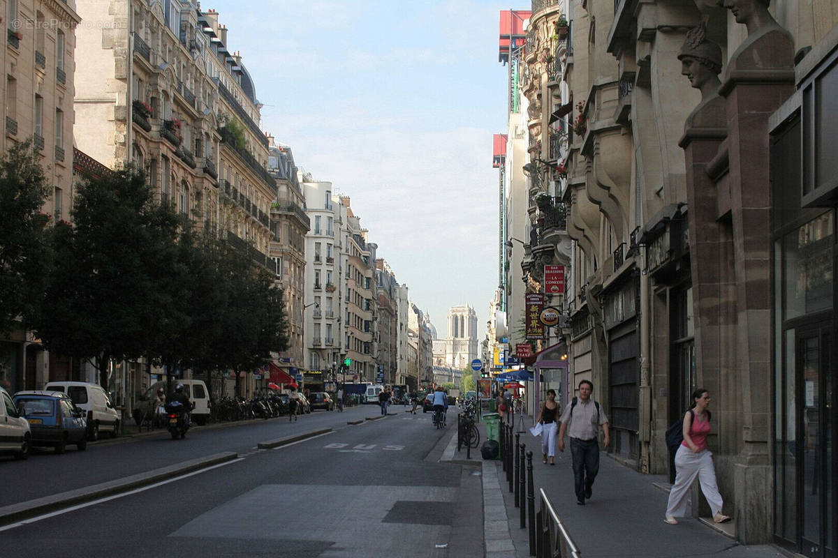 Commerce à PARIS-3E