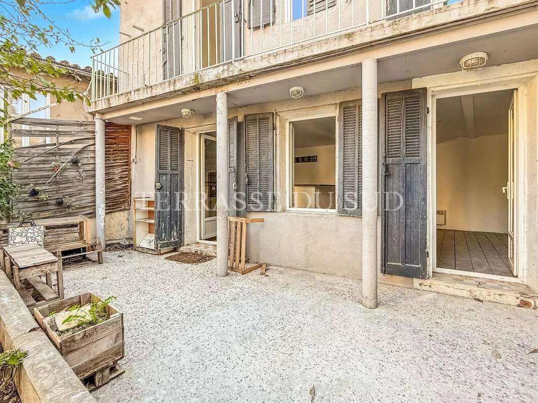 Maison à MARSEILLE-5E