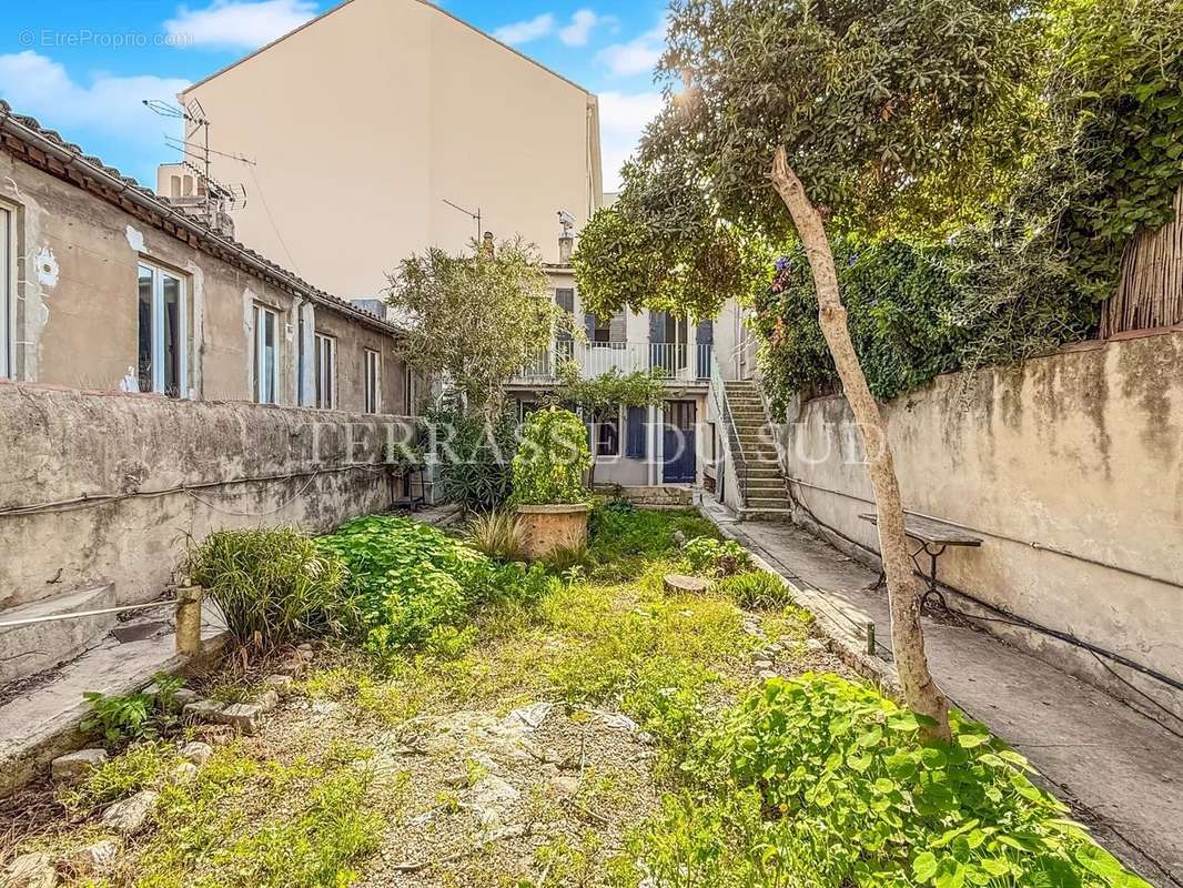 Maison à MARSEILLE-5E