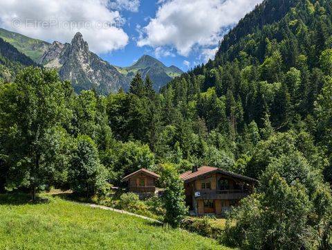 Maison à LA CLUSAZ