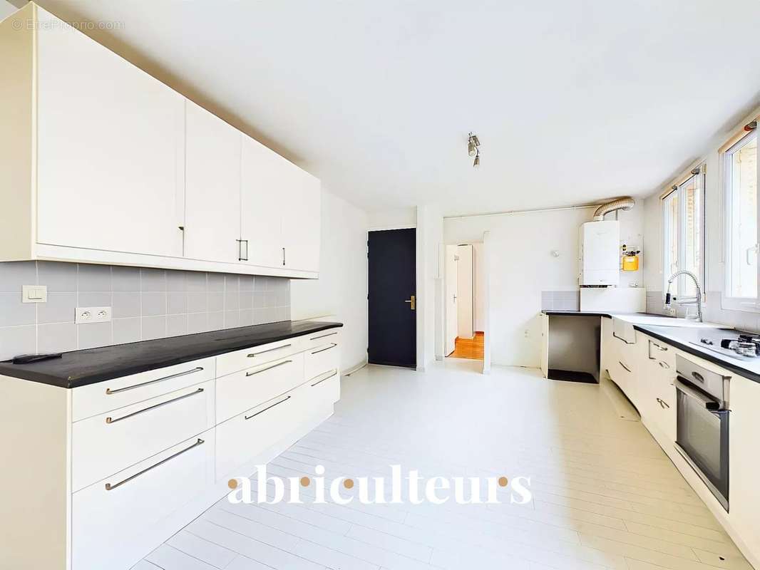 Appartement à GARCHES