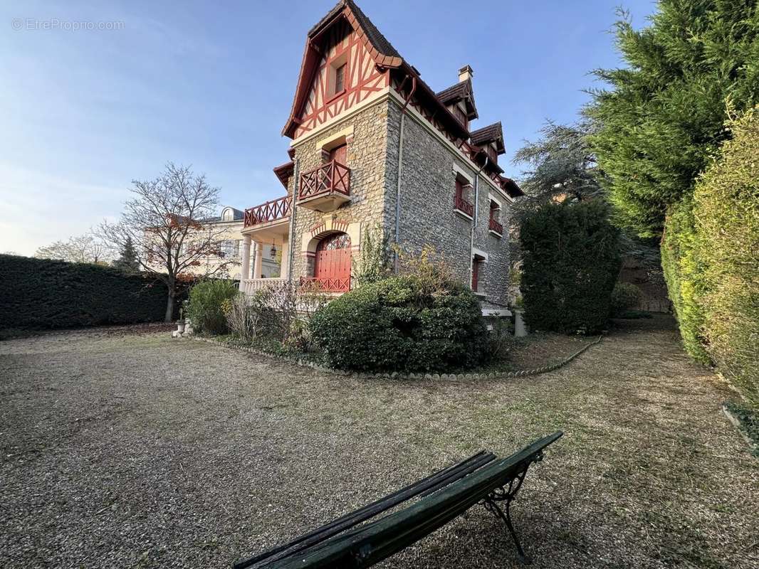 Maison à BRUNOY