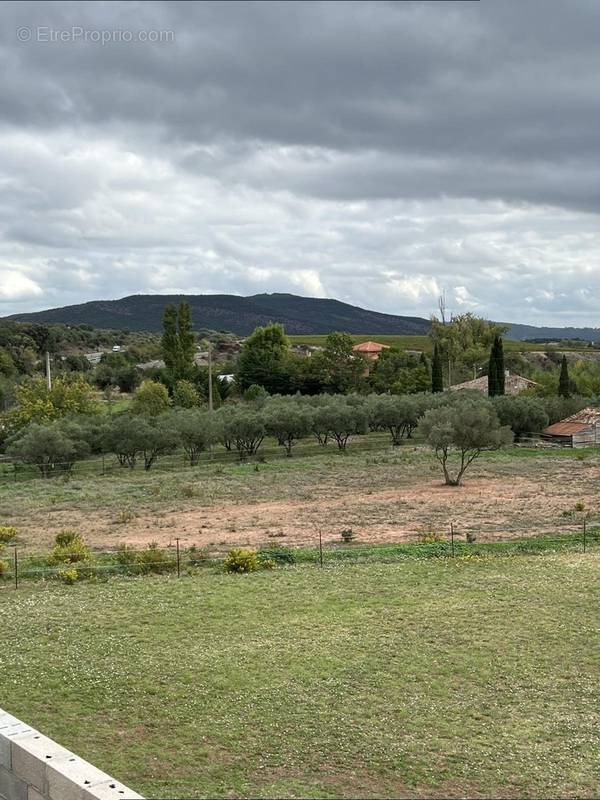 Terrain à GIGNAC