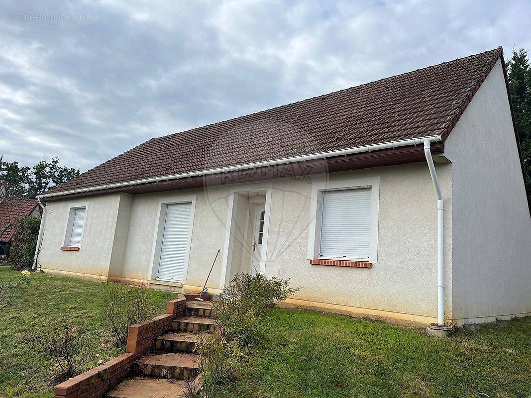 Maison à SAVIGNY-EN-SANCERRE