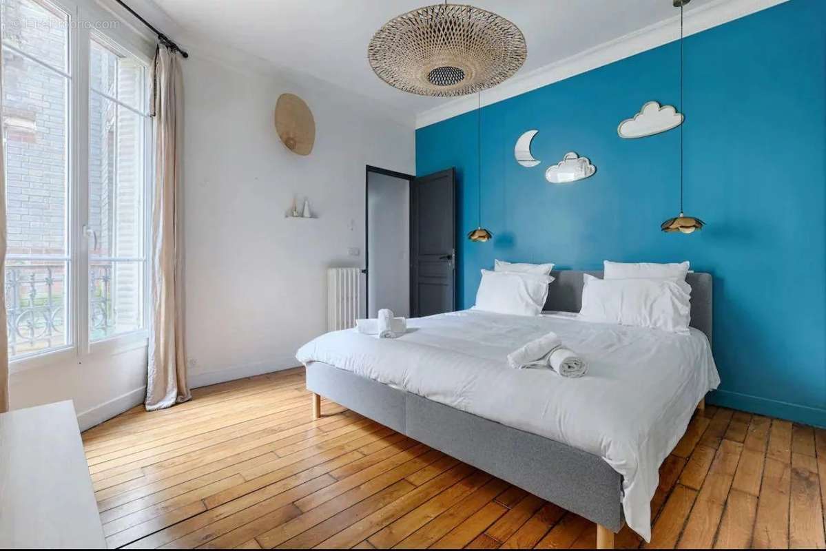 Appartement à PARIS-17E