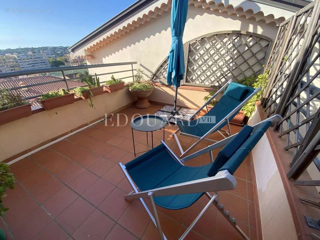 Appartement à ROQUEBRUNE-CAP-MARTIN