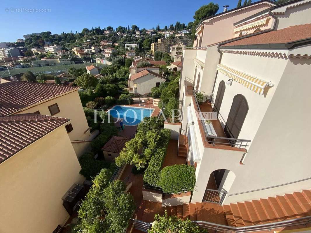 Appartement à ROQUEBRUNE-CAP-MARTIN