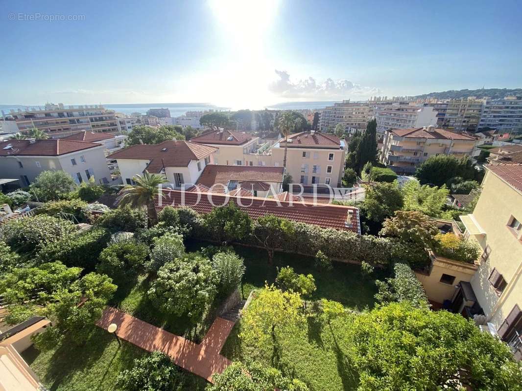 Appartement à ROQUEBRUNE-CAP-MARTIN