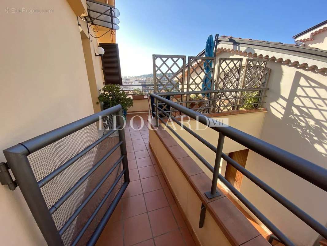 Appartement à ROQUEBRUNE-CAP-MARTIN