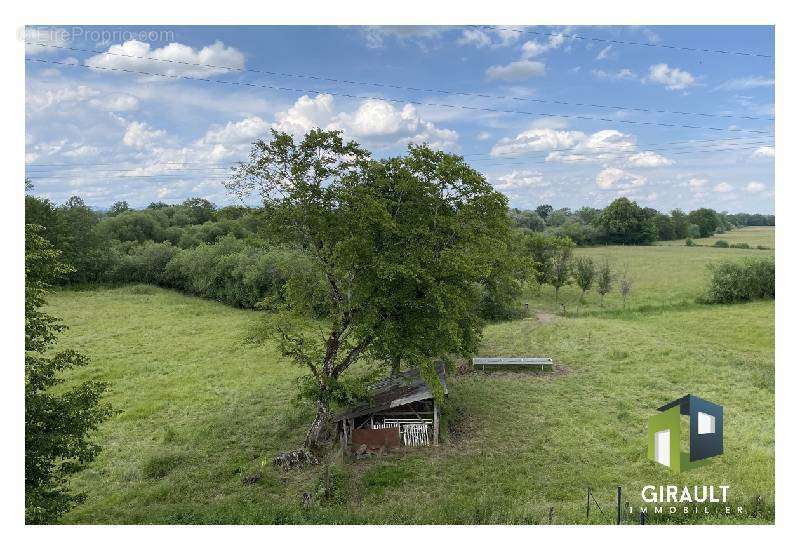 Appartement à BOUROGNE