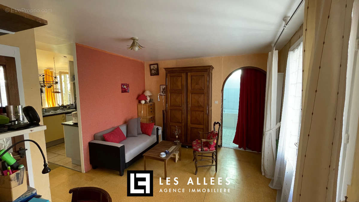 Appartement à VALREAS