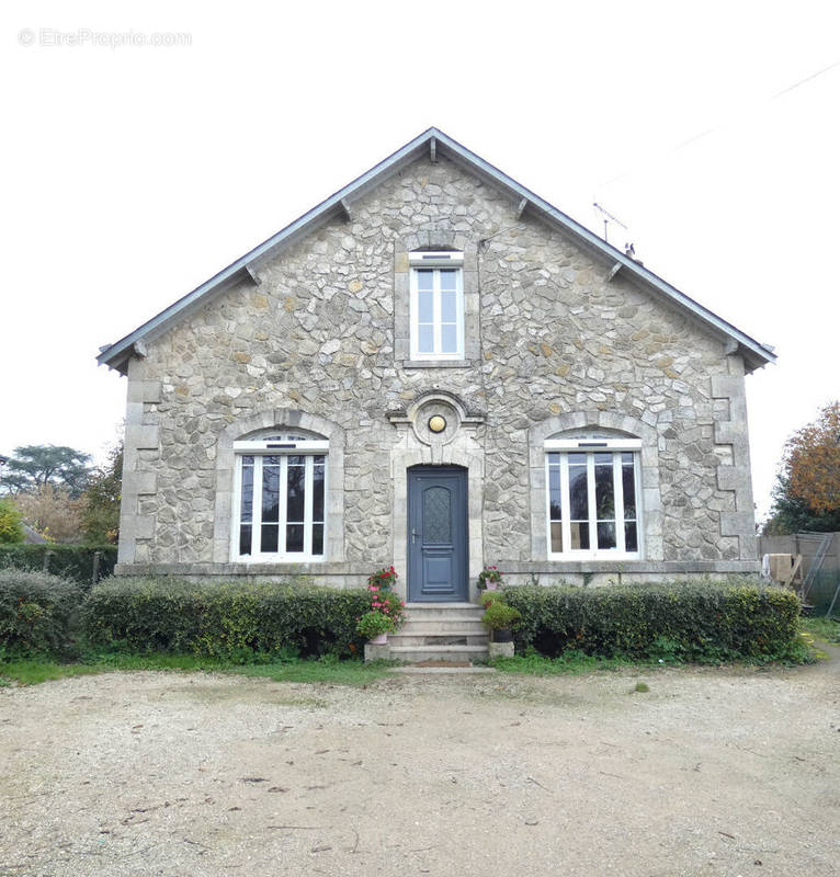 Maison à NEUVILLE-AUX-BOIS