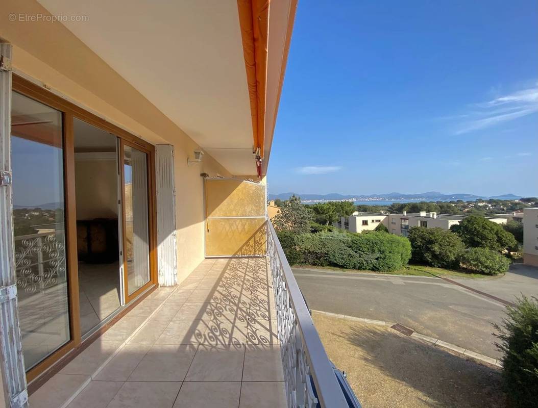 Appartement à FREJUS