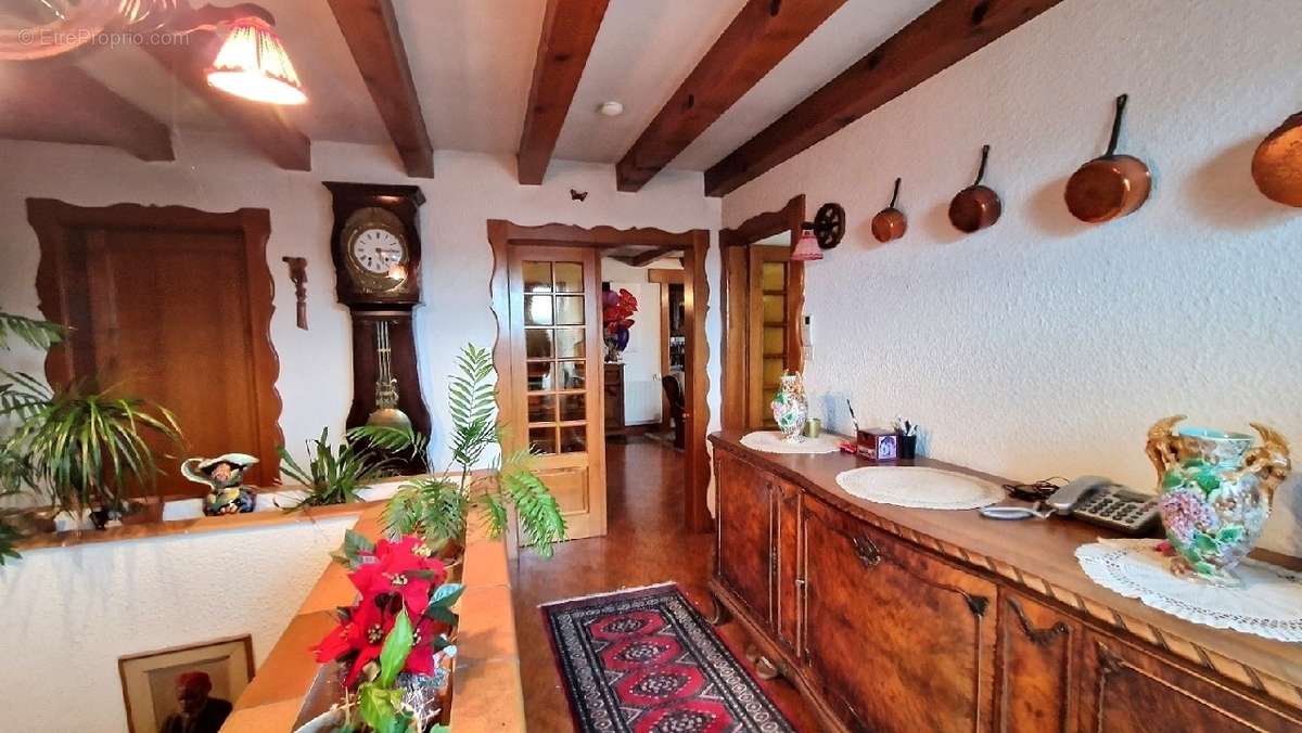 Appartement à BOUROGNE