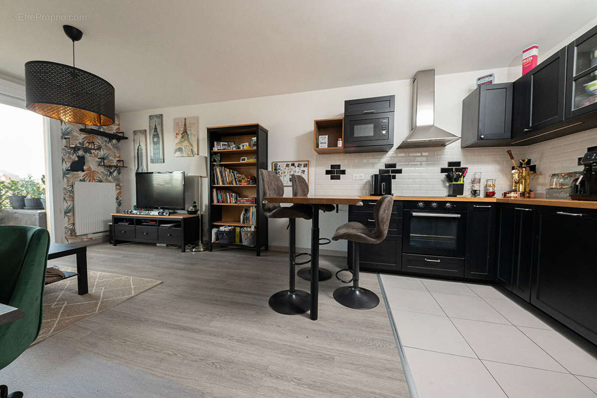 Appartement à VAIRES-SUR-MARNE