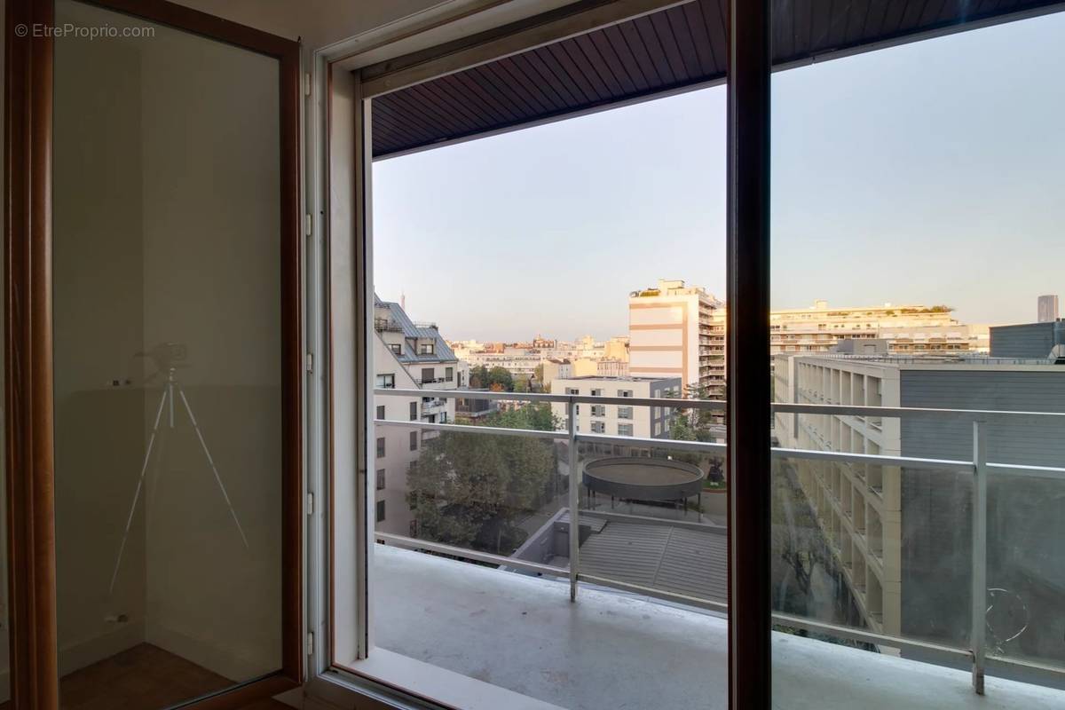 Appartement à PARIS-15E