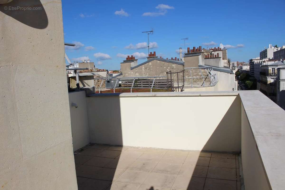 Appartement à LEVALLOIS-PERRET