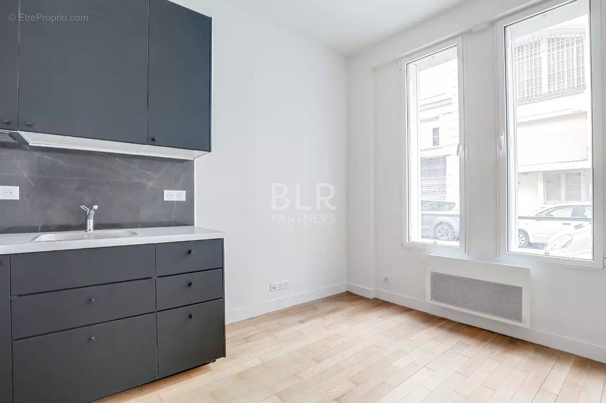 Appartement à PARIS-19E