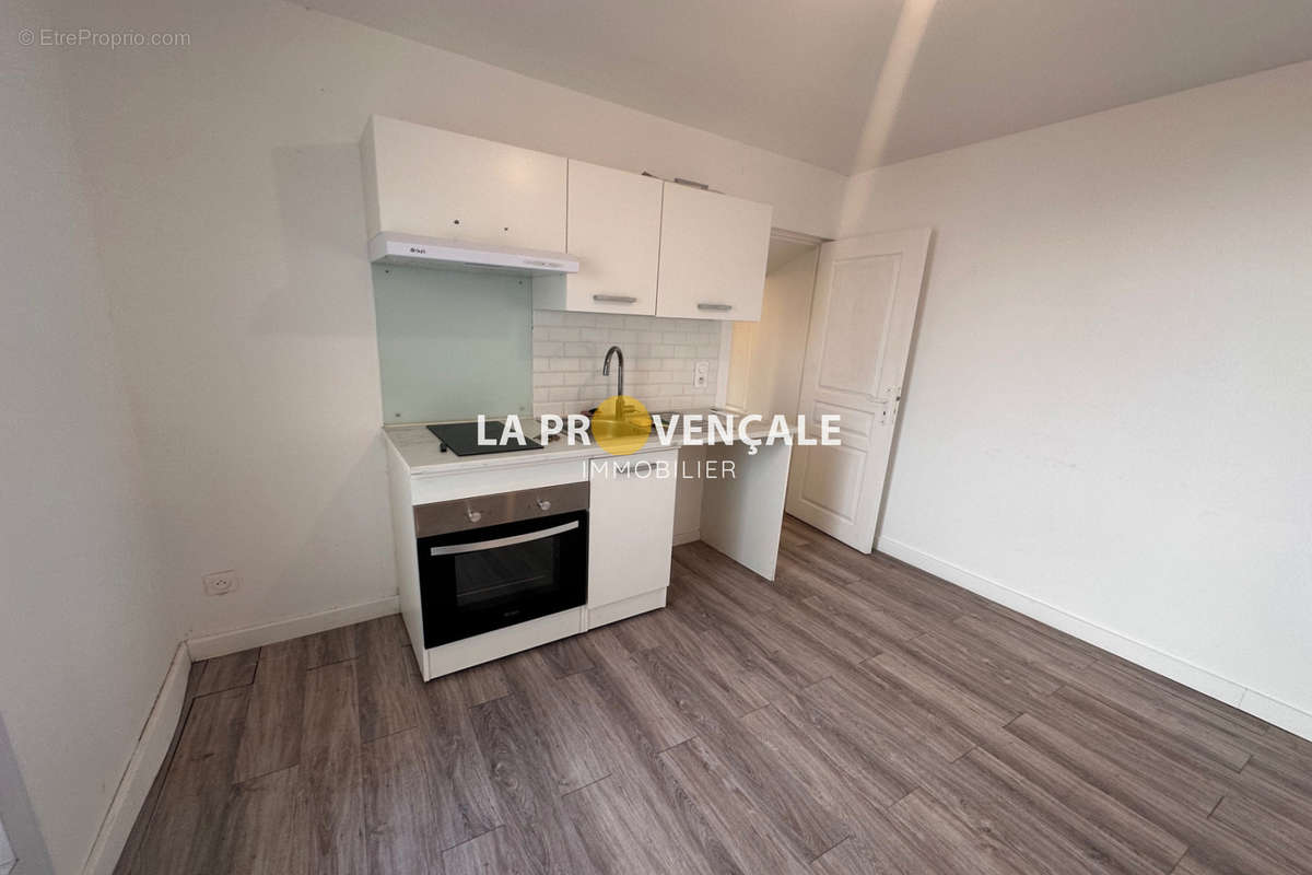 Appartement à GREASQUE