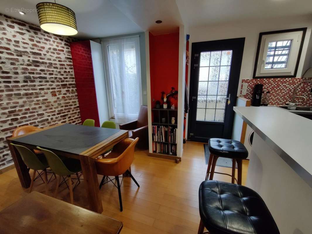 Appartement à IVRY-SUR-SEINE