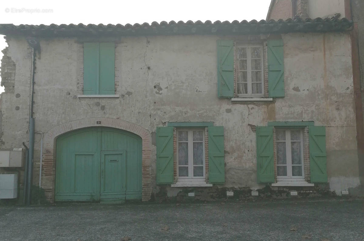 Maison à LISLE-SUR-TARN